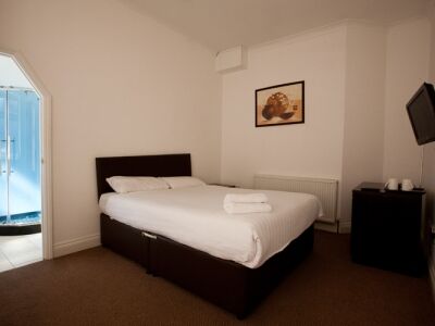 Cranford Hotel Ilford